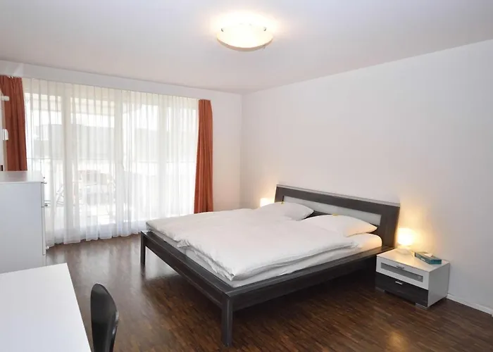 Apartment Very And Modern 2br Near - Flower 13