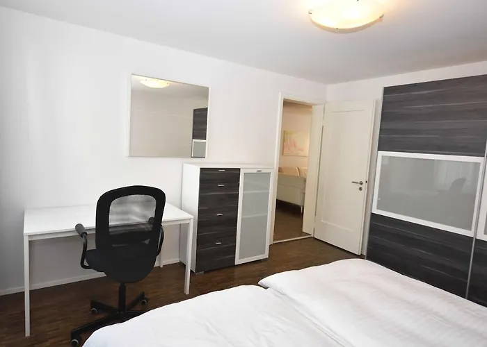 Apartment Very And Modern 2br Near - Flower 13