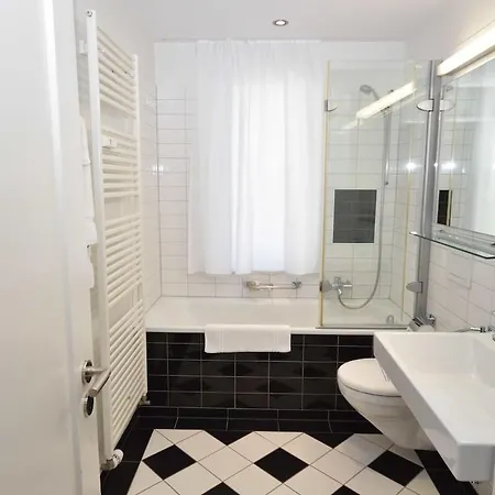 Very And Modern 2br Near - Flower 13 *